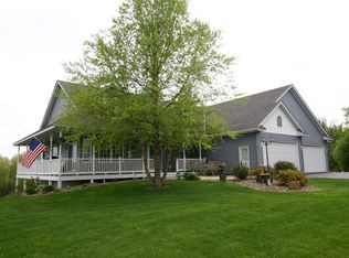 4500 Eagle Ridge Ct, Loretto, MN 55357