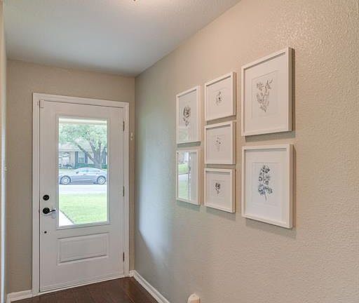 5th image of 4004 Burkett Dr