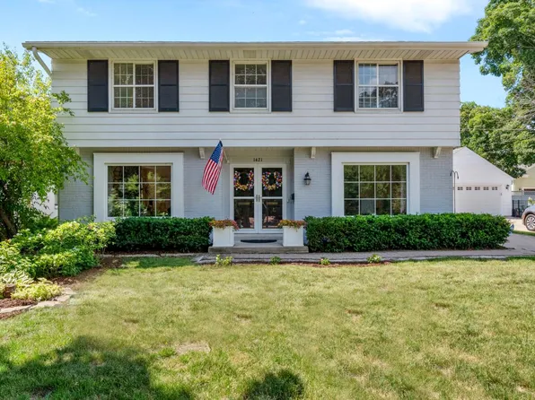 1421 East Henry Clay STREET, Whitefish Bay, WI 53217