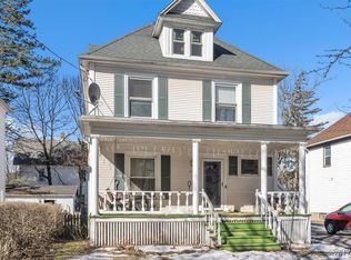 318 Locust St, Lockport, NY 14094