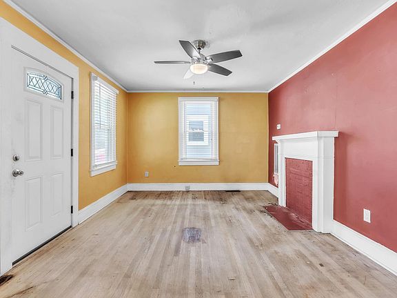 3rd image of 10 Eastlan Dr