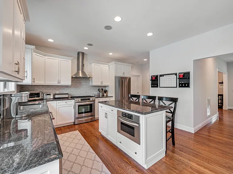 15 Cedar Ct — Photo 7