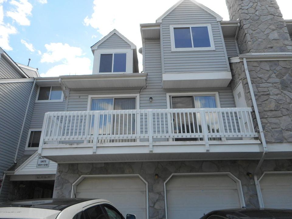 1st image of 1206 Arthur St #6