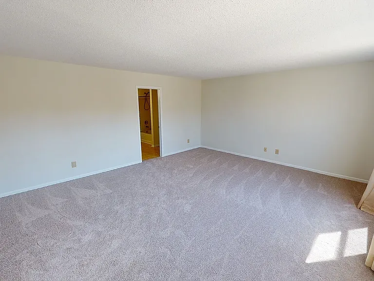 15312 Beam St — Photo 35