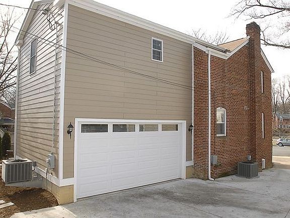 2 car, side load garage