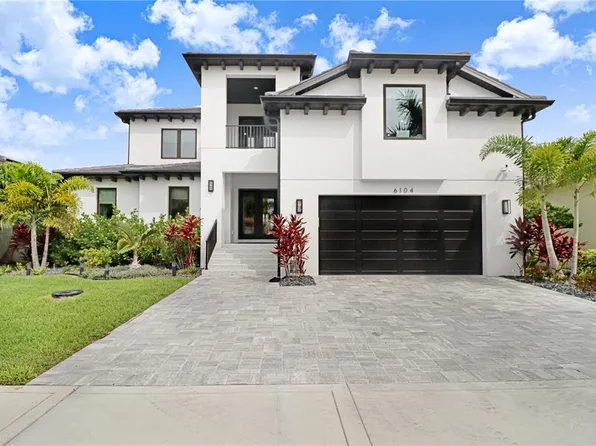 6104 Lagomar Ln, Apollo Beach, FL 33572