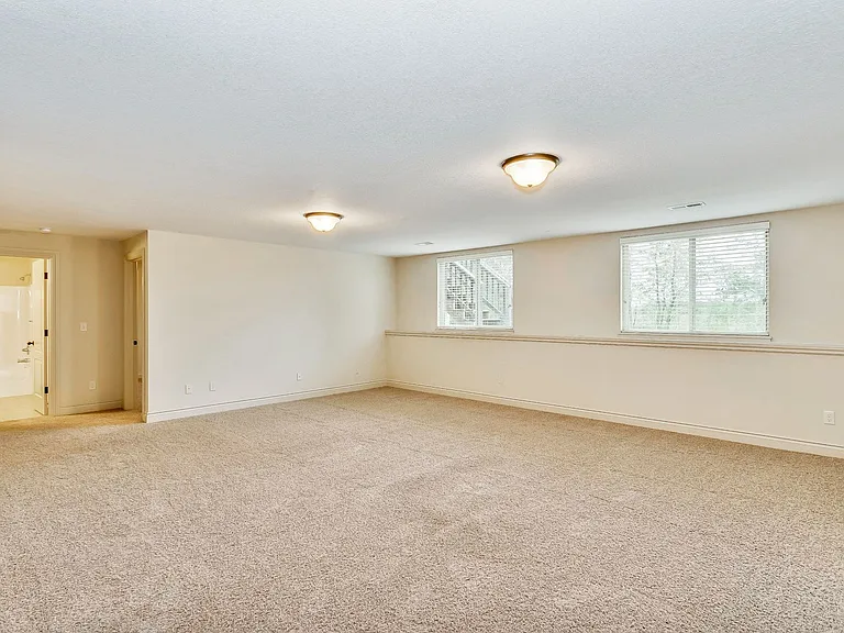 1608-1610 N Chapel Hill St — Photo 11