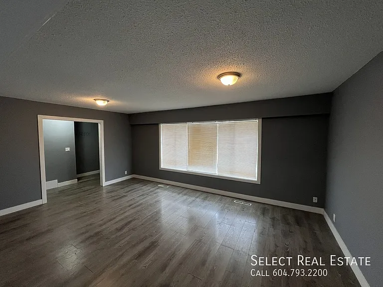 8565 Norman Cres #A — Photo 15