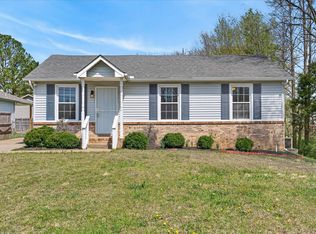 402 Woodale Dr, Clarksville, TN 37042