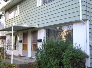 8842 Stone Ave N, Seattle, WA 98103