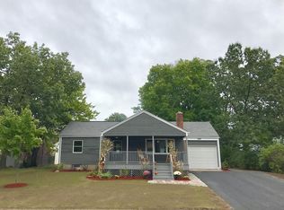 264 Mandalay Rd, Chicopee, MA 01020