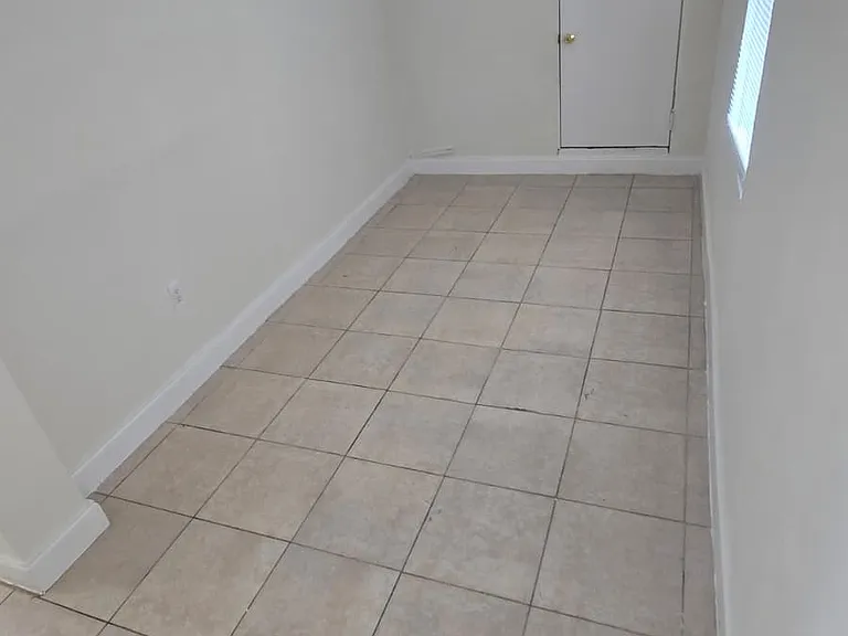 2145 NW 49th St #1 — Photo 5