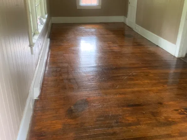 340 Sleepy Hollow East Rd, Wilkesboro, NC 28697