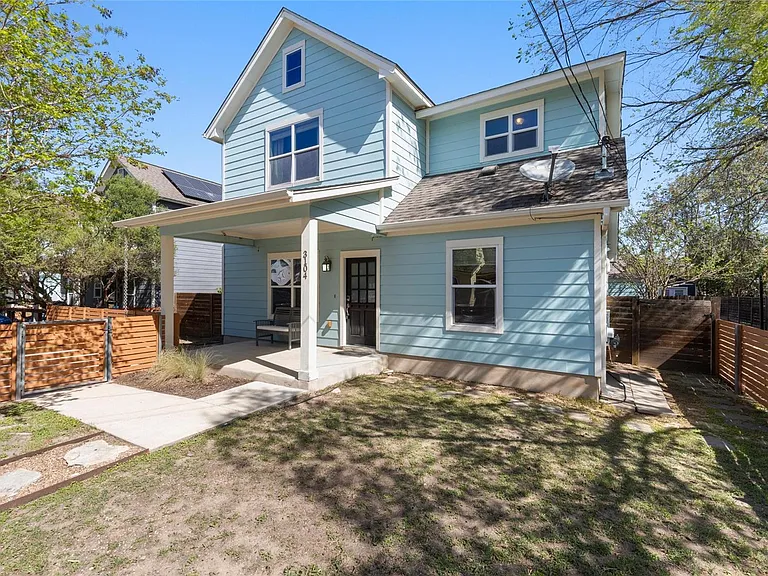3104 Neal St — Photo 2