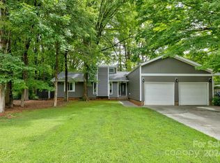 1211 Rock Point Rd, Charlotte, NC 28270