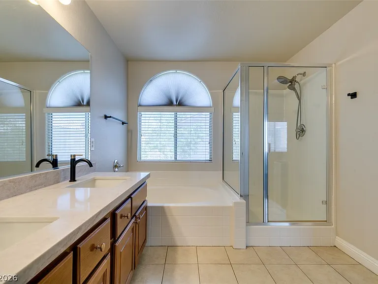 8909 Houston Ridge Ave — Photo 40