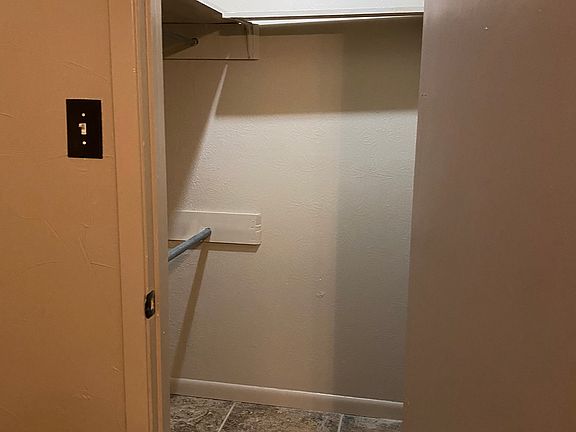 Master Bedroom Left Walk-in Closet