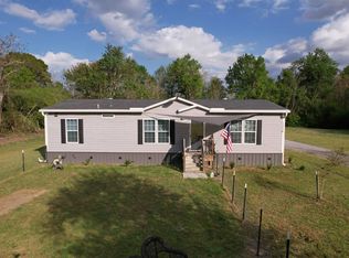 1336 Earle Rd., Andrews, SC 29510
