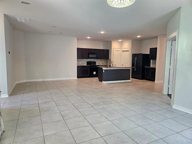 2833 Bretton Woods Dr — Photo 3