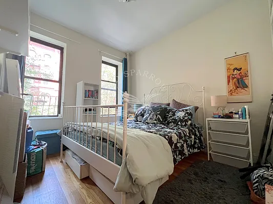 Rented by Red Sparrow Realty Group | media 19