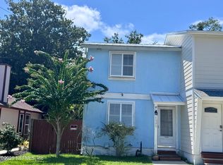 1232 Main St, Atlantic Beach, FL 32233