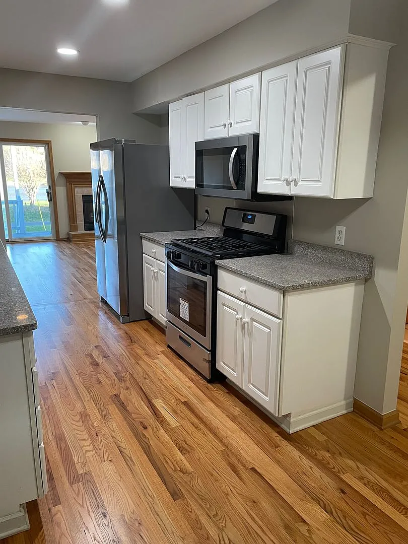 Waterfront! 3 Bedroom, 2 Bath Condo- Erie Village, East Syracuse — Photo 3