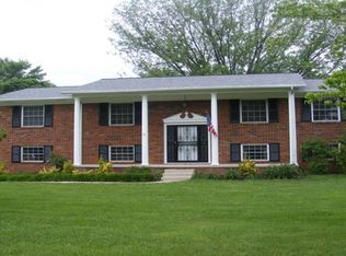 900 Roderick Rd, Knoxville, TN 37923