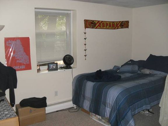 4th image of 120 Babcock St APT 1