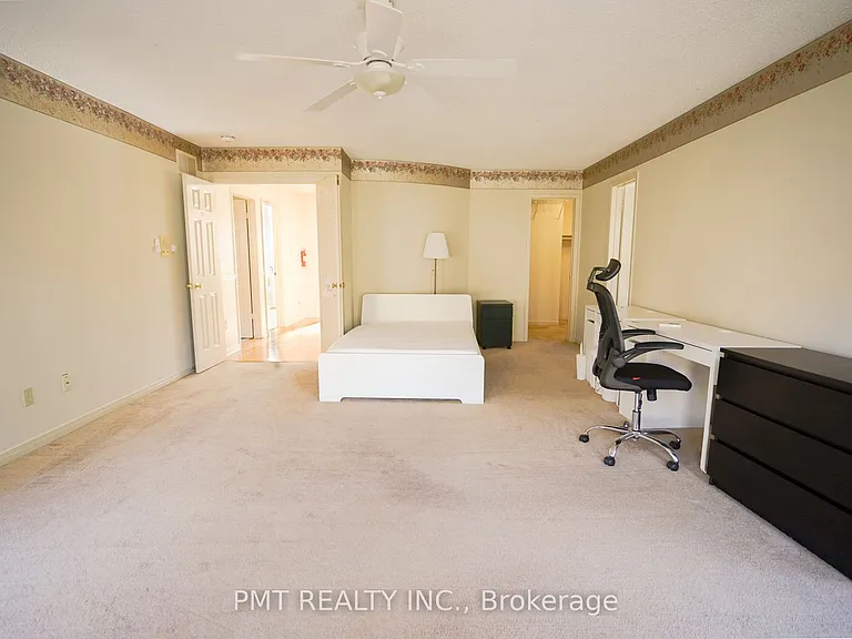 26 Dartmoor Dr #MAIN — Photo 12