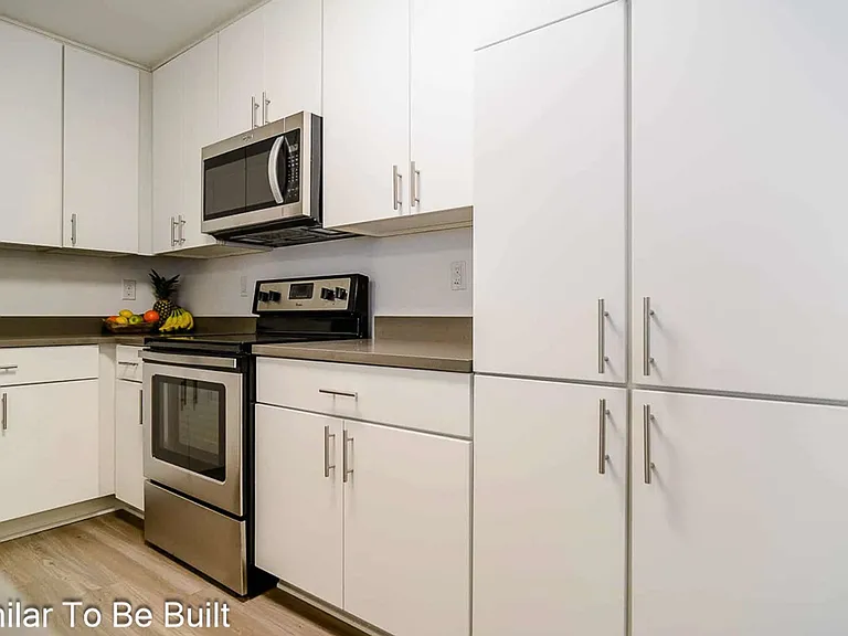 Harbor Village Apartments — Photo 3