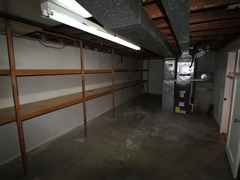 6112 N Driscoll Blvd — Photo 10