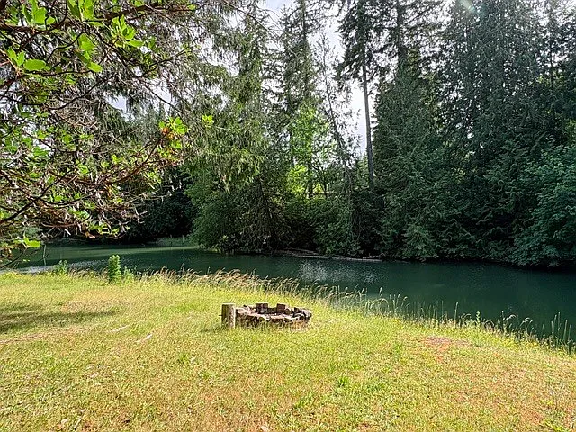 2 bed, 1.0 bath, 828 sqft, $2,350 — Photo 4
