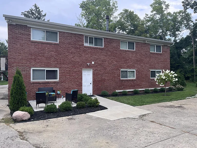 123 Kathleen Dr #2 — Photo 17