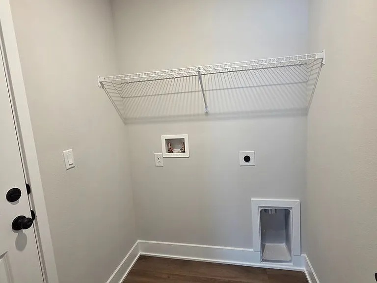 7169 Fox Meadow Dr — Photo 24