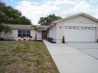 2572 Southpointe Dr, Dunedin, FL 34698
