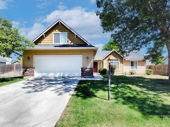 916 N Stronghold Ave, Meridian, ID 83642