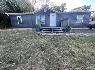 8918 Oriole Cir, French Village, MO 63036