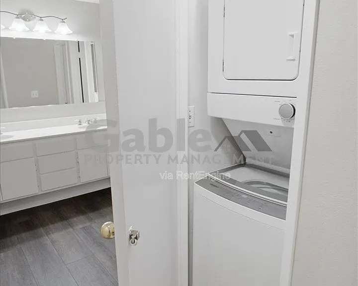 24131 Del Monte Dr #184 — Photo 12
