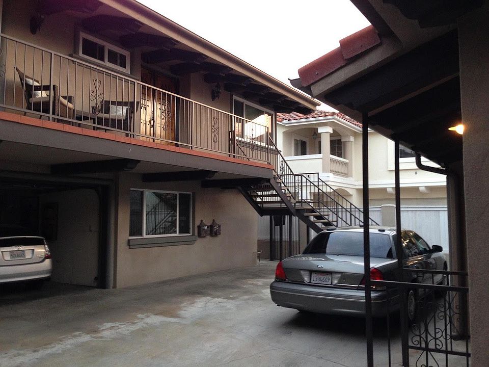 Rear upstairs unit is available