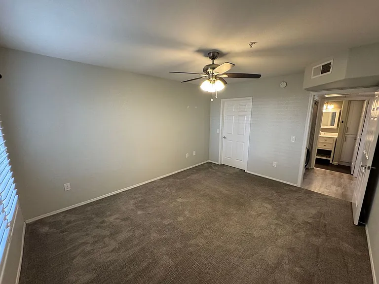 1295 N Ash St #1018 — Photo 12