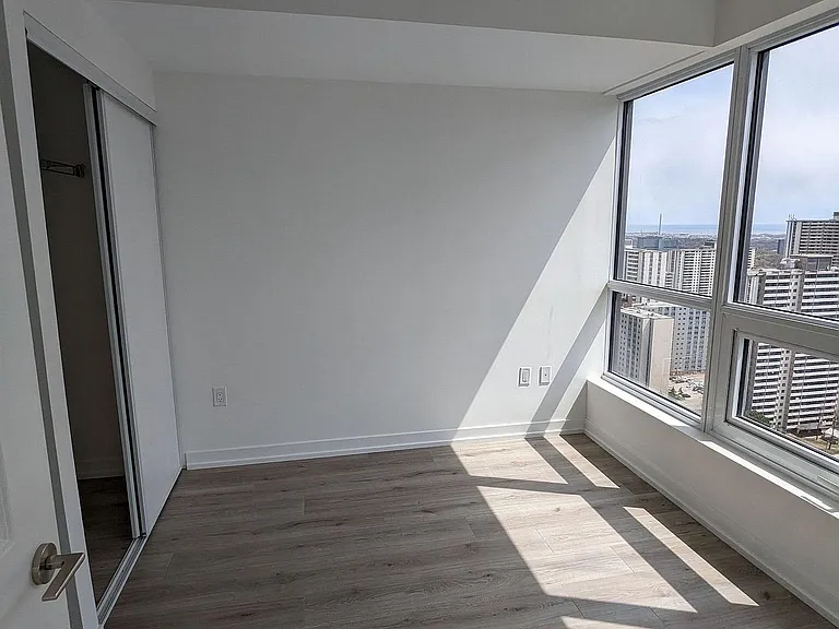 395 Bloor St E #2602 — Photo 28