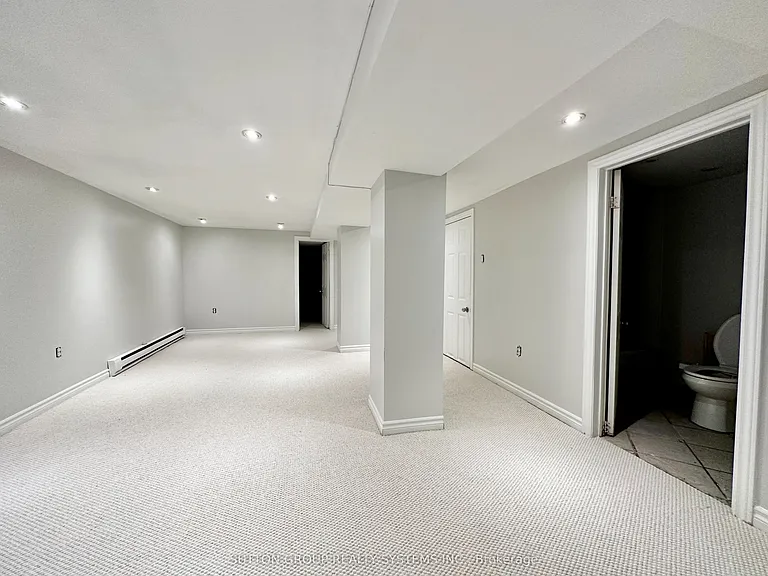 497 Annette St #1 — Photo 6