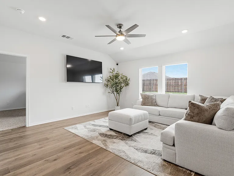 4013 Pinebluff Ln — Photo 11