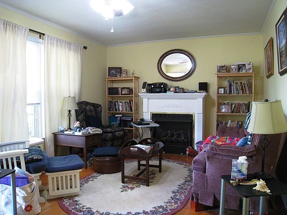 3rd image of 4842 E Circle Dr NW