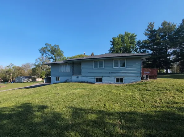 4707 NW Piekenbrock Dr, Des Moines, IA 50310