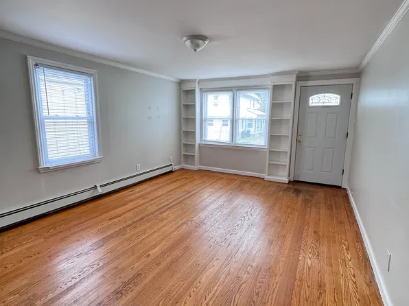 60 Admiral St, West Haven, CT