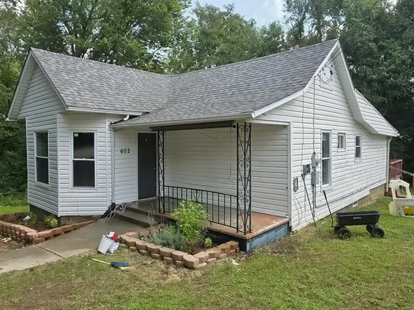 602 East St, Leadwood, MO 63653