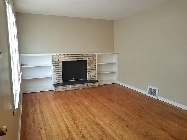 1222 183rd St — Photo 11