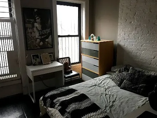 Rented by Besen Partners, LLC | media 26