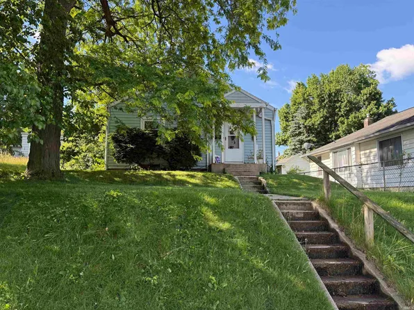 222 E Fairview Ave, South Bend, IN 46614